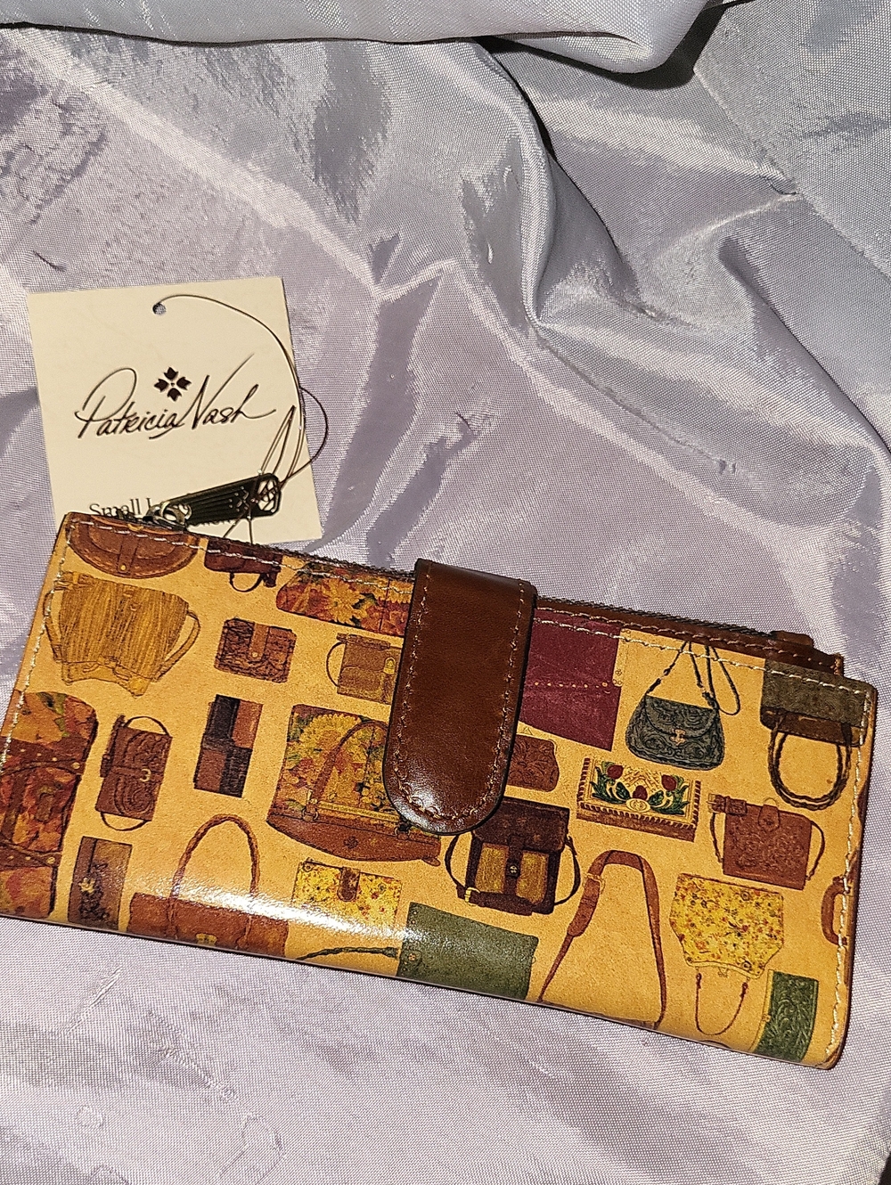 Patricia Nash NAZARI PATSCLOSET  Printed Leather Wallet with Brown Trim EA